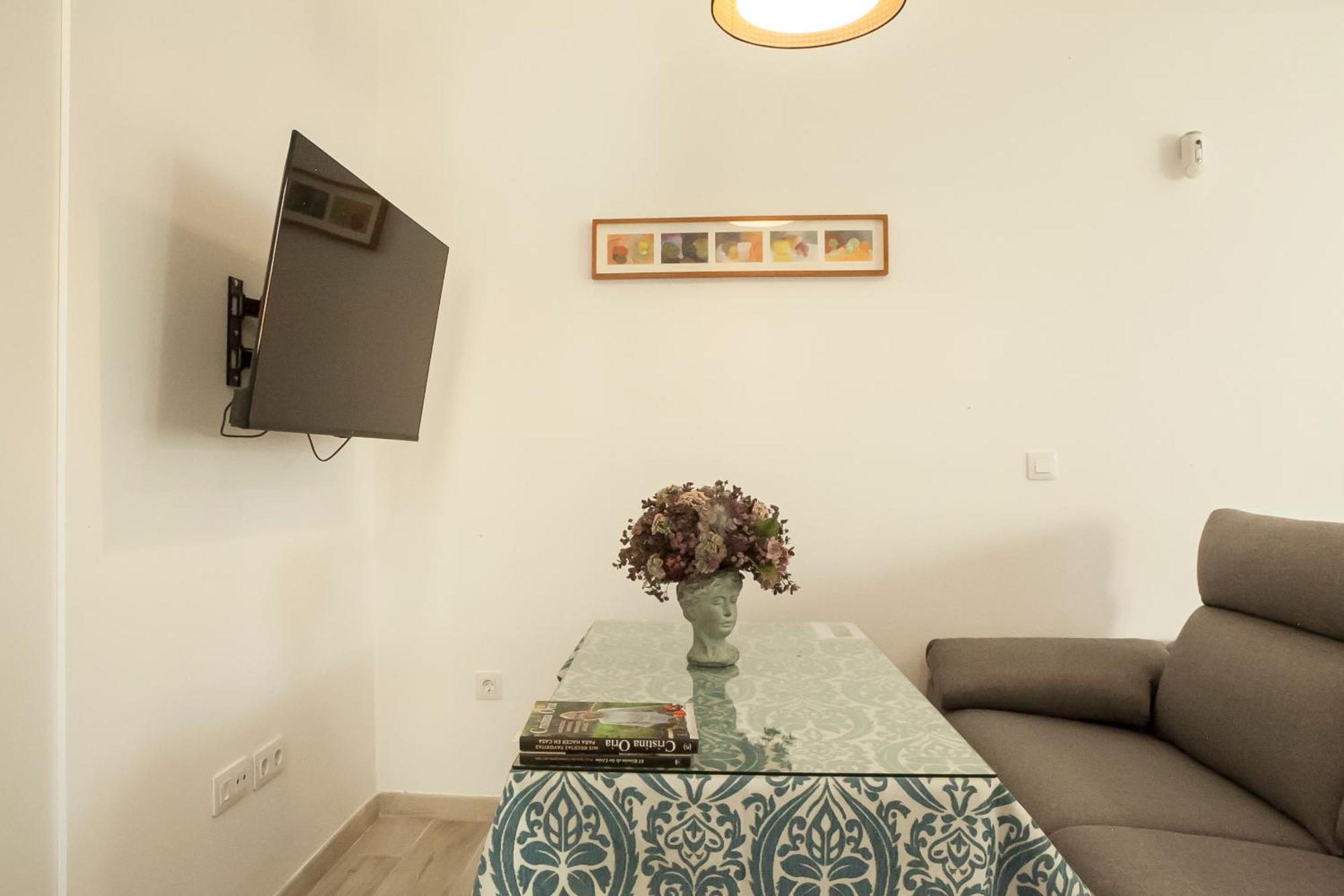 Apartamentos Rg Hospital Valme Sevilla Exterior foto