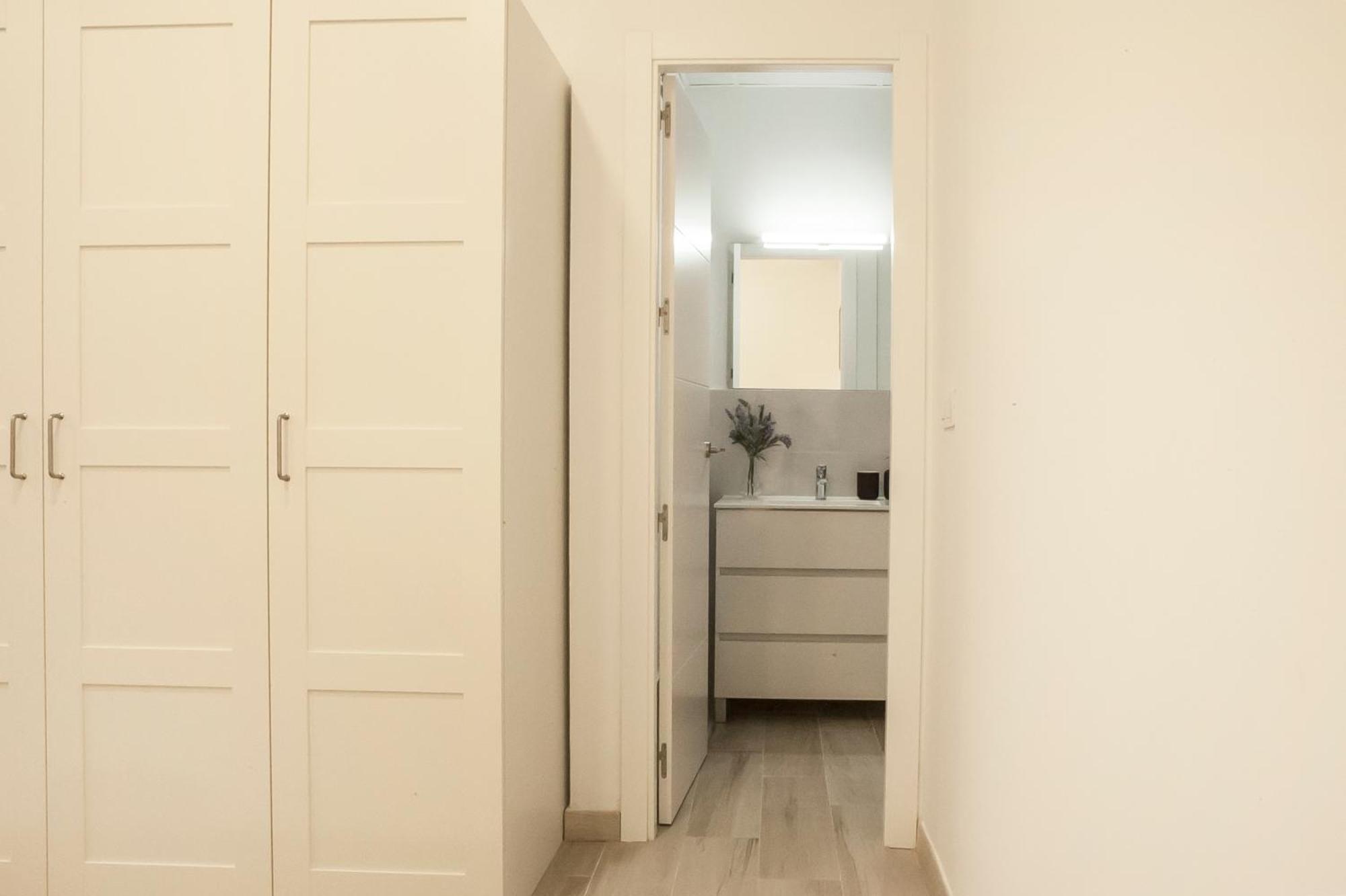 Apartamentos Rg Hospital Valme Sevilla Exterior foto