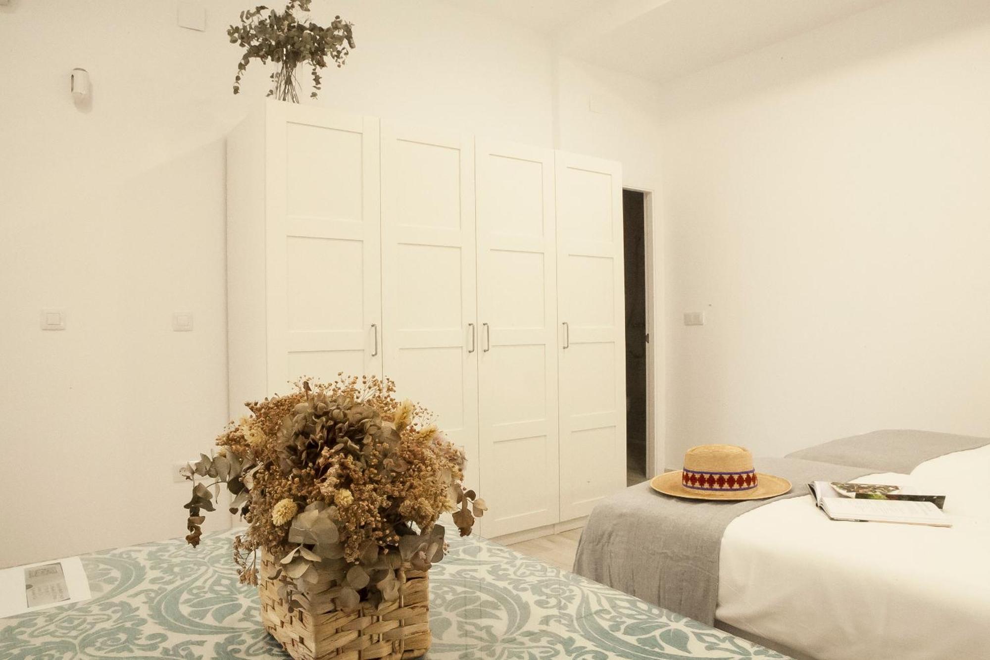 Apartamentos Rg Hospital Valme Sevilla Exterior foto